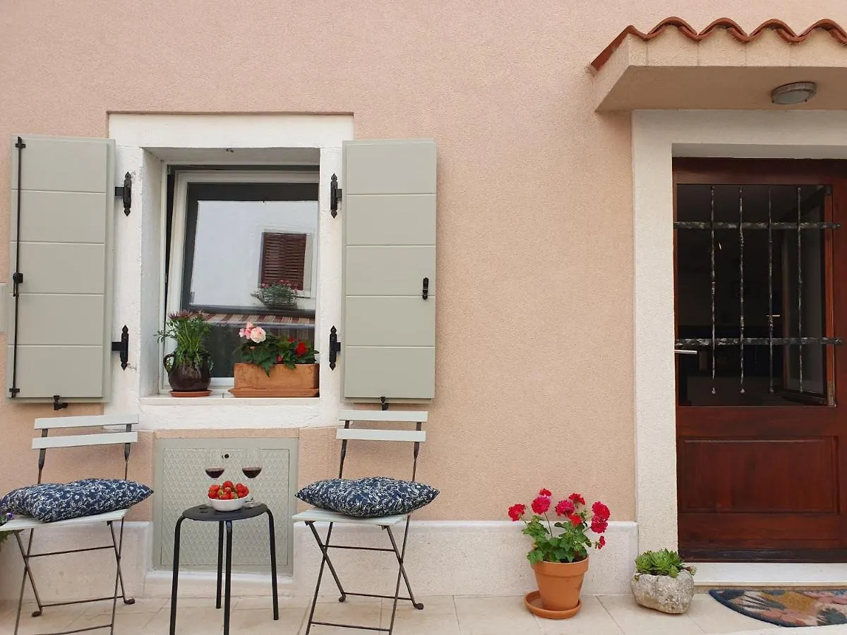 Korado Studio Apartment Vrsar Κροατία